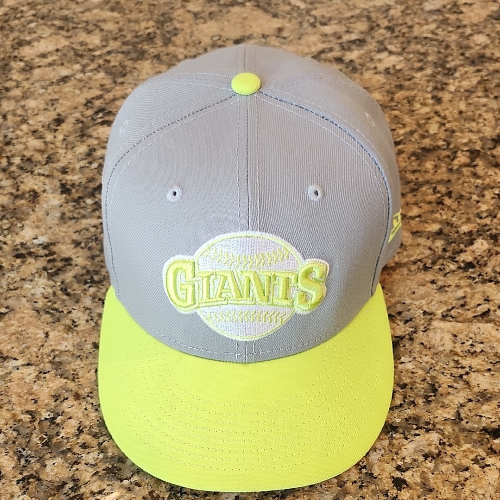 Giants Gray and Neon Yellow Hat - Picture 1 of 8